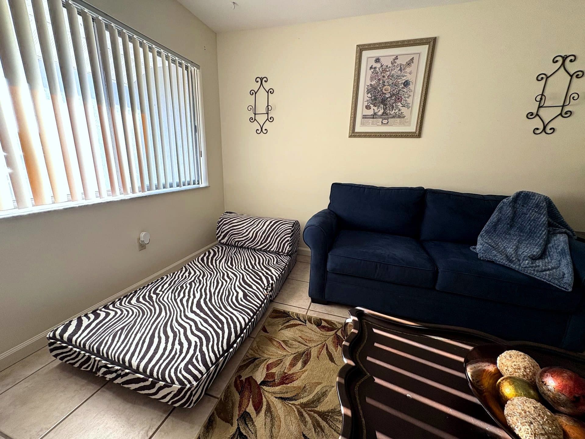 Den with sectional sofa and daybed